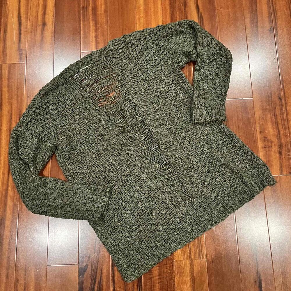 ASTR The Label Olive Green Sweater V Neck Knit Long Sleeve Pullover Size Small - Picture 3 of 8